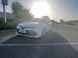 Toyota Camry 2018 годаfor11 500 000 тг. в Шымкент – фото 5
