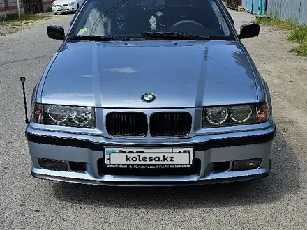 BMW 320 1992 года за 3 000 000 тг. в Шымкент