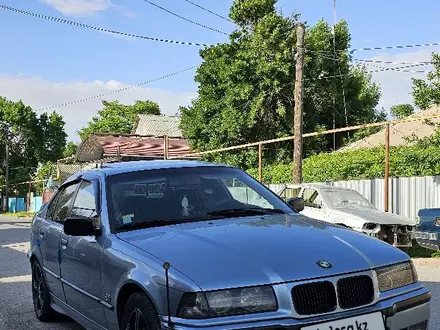 BMW 320 1992 года за 3 000 000 тг. в Шымкент – фото 13