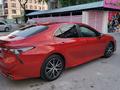 Toyota Camry 2022 годаfor14 000 000 тг. в Тараз – фото 3