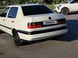 Volkswagen Vento 1994 года за 1 450 000 тг. в Туркестан – фото 4