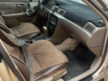 Toyota Camry 1998 года за 2 900 000 тг. в Кызылорда – фото 11