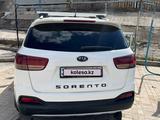 Kia Sorento 2015 года за 8 500 000 тг. в Темиртау – фото 2