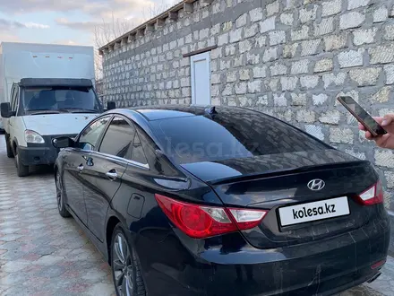 Hyundai Sonata 2012 года за 5 200 000 тг. в Атырау – фото 3