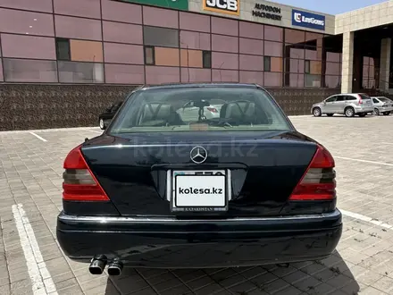 Mercedes-Benz C 220 1996 года за 1 800 000 тг. в Караганда – фото 6