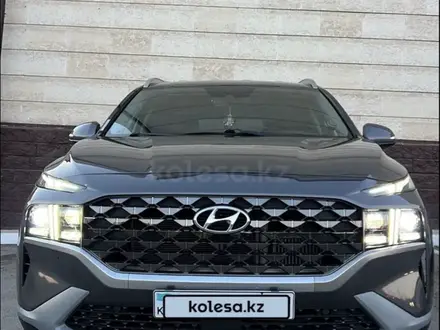 Hyundai Santa Fe 2021 года за 13 500 000 тг. в Караганда – фото 9