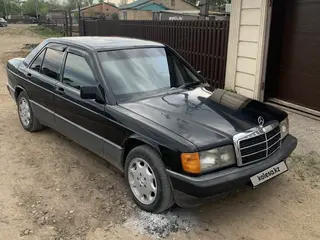 Mercedes-Benz 190