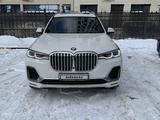 BMW X7 2021 года за 45 000 000 тг. в Астана