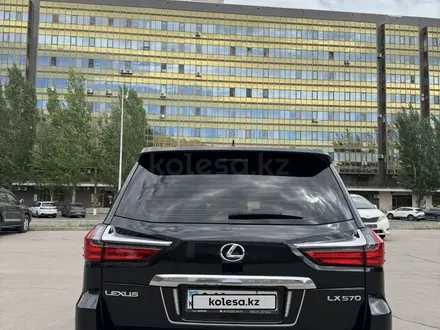 Lexus LX 570 2017 года за 39 500 000 тг. в Астана – фото 8