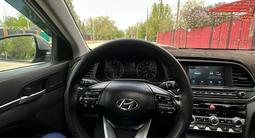 Hyundai Elantra 2019 годаүшін4 500 000 тг. в Актобе – фото 2