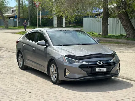 Hyundai Elantra 2019 года за 4 500 000 тг. в Актобе