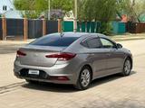 Hyundai Elantra 2019 года за 4 500 000 тг. в Актобе – фото 5