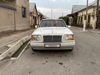 Mercedes-Benz E 200 1993 года за 2 000 000 тг. в Шымкент