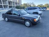 Mercedes-Benz E 200 1991 годаүшін900 000 тг. в Жанаозен – фото 2