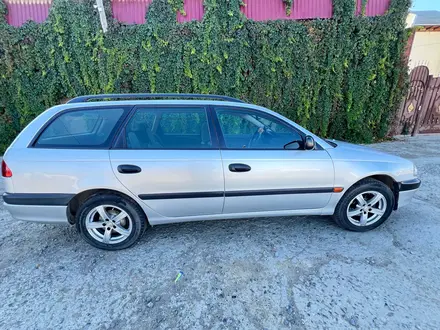 Toyota Avensis 1998 года за 2 900 000 тг. в Кызылорда – фото 2