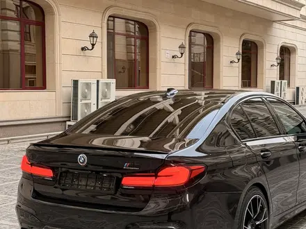 BMW 540 2017 года за 21 000 000 тг. в Алматы – фото 17