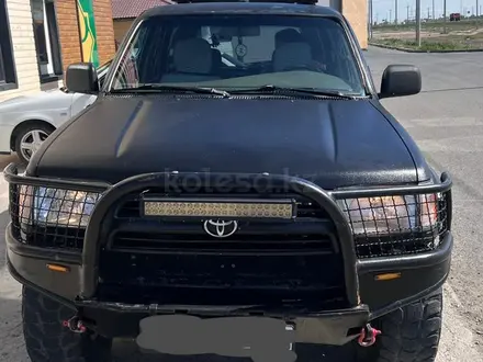 Toyota 4Runner 2000 года за 4 500 000 тг. в Атырау – фото 3