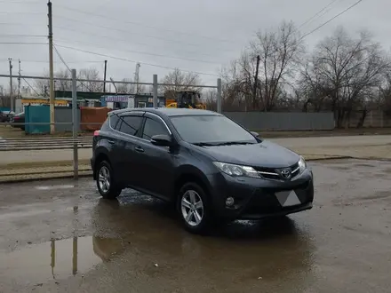 Toyota RAV4 2013 года за 8 800 000 тг. в Актобе – фото 2