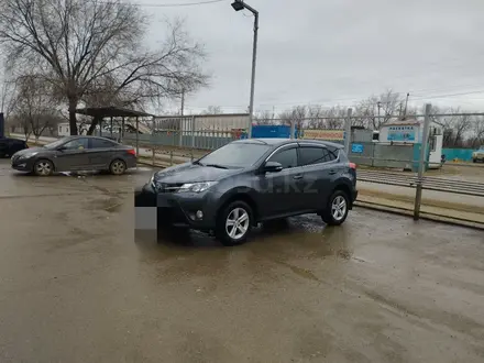 Toyota RAV4 2013 года за 8 800 000 тг. в Актобе