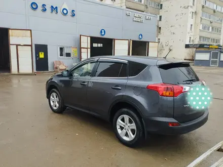 Toyota RAV4 2013 года за 8 800 000 тг. в Актобе – фото 3