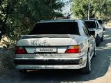 Mercedes-Benz E 430 1991 года за 4 000 000 тг. в Алматы – фото 3