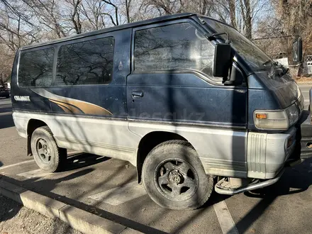 Mitsubishi Delica 1993 года за 850 000 тг. в Алматы