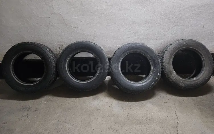 Шипованные шины! за 150 000 тг. в Шымкент