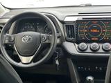 Toyota RAV4 2017 года за 9 940 000 тг. в Астана – фото 2