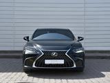 Lexus ES 250 2023 года за 30 000 000 тг. в Астана – фото 3