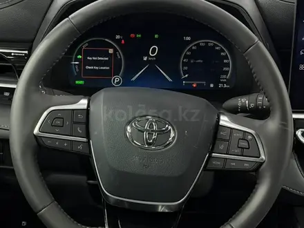 Toyota Highlander Prestige 2026 года за 28 000 000 тг. в Алматы – фото 24