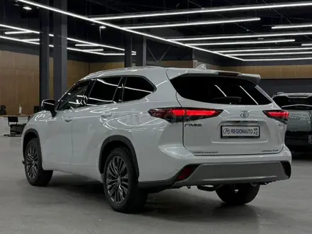 Toyota Highlander Prestige 2026 года за 28 000 000 тг. в Алматы – фото 7