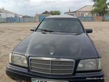 Mercedes-Benz C 200 1995 годаүшін2 400 000 тг. в Семей – фото 2