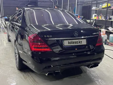 Mercedes-Benz S 500 2006 года за 11 000 000 тг. в Алматы – фото 4