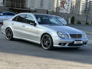 Mercedes-Benz E 55 AMG