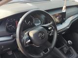 Skoda Octavia 2022 года за 11 500 000 тг. в Алматы – фото 5