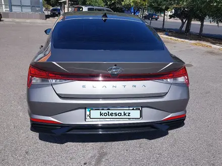 Hyundai Elantra 2021 года за 11 000 000 тг. в Шымкент