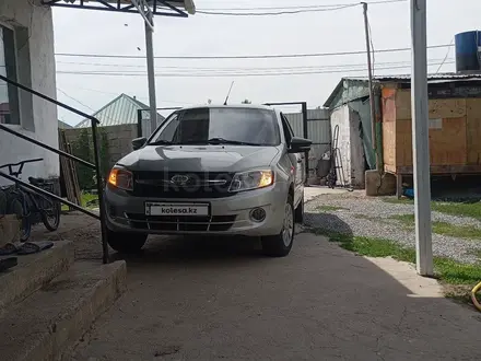 ВАЗ (Lada) Granta 2190 2013 года за 1 950 000 тг. в Шымкент