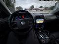 Volkswagen Touareg 2005 года за 4 500 000 тг. в Алматы – фото 23