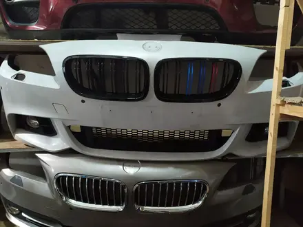 Бампер передний на BMW f10 M рестайлинг в сборе за 350 000 тг. в Алматы