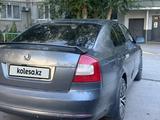 Skoda Octavia 2010 года за 2 800 000 тг. в Актобе – фото 5