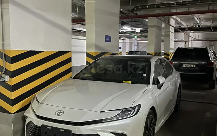 Toyota Camry 2024 года за 17 444 000 тг. в Астана