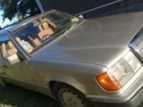 Mercedes-Benz E 260 1990 годаfor800 000 тг. в Урджар – фото 3