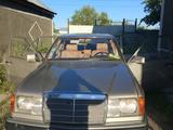 Mercedes-Benz E 260 1990 годаfor800 000 тг. в Урджар