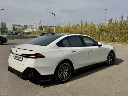 BMW 520 2024 года за 32 000 000 тг. в Астана – фото 4