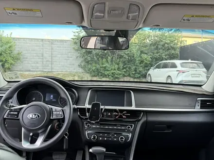 Kia Optima 2020 года за 8 500 000 тг. в Алматы – фото 12