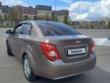 Chevrolet Aveo 2014 года за 3 390 000 тг. в Астана – фото 2