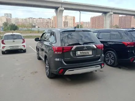 Mitsubishi Outlander 2019 года за 10 780 000 тг. в Усть-Каменогорск – фото 4