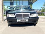 Mercedes-Benz C 200 1994 годаүшін1 600 000 тг. в Астана – фото 5