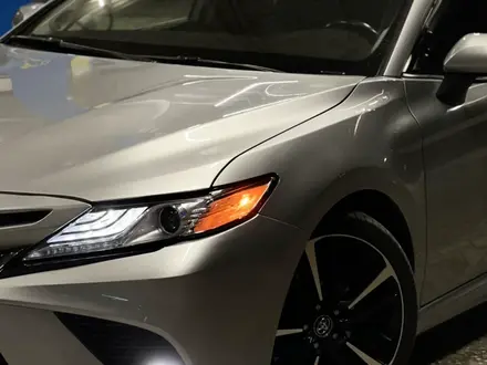 Toyota Camry 2019 года за 10 000 000 тг. в Актау – фото 4