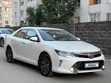 Toyota Camry 2017 годаүшін13 300 000 тг. в Астана – фото 2